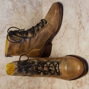 Free People Tan Lace Up Combat Low Heel Women Boots Size 37